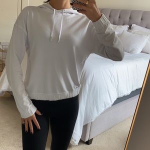 LULU LEMON SWEATSHIRT